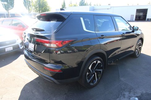 Used 2022 Mitsubishi Outlander ES image 5
