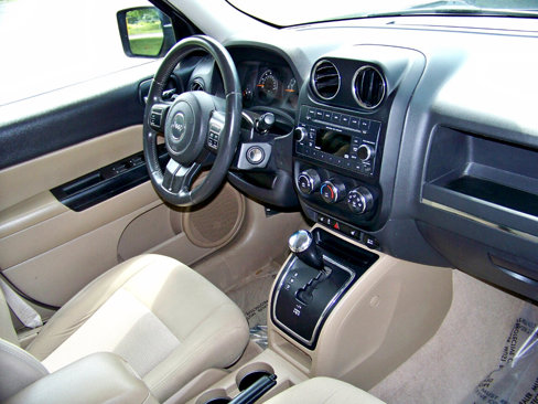 Used 2014 Jeep Patriot Latitude image 34