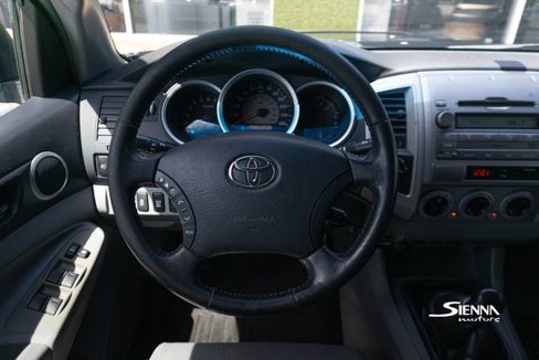 Used 2010 Toyota Tacoma 4x4 Double Cab image 28