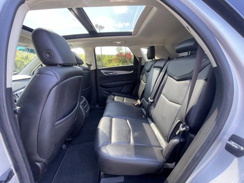 Used 2019 Cadillac XT5 Luxury image 21