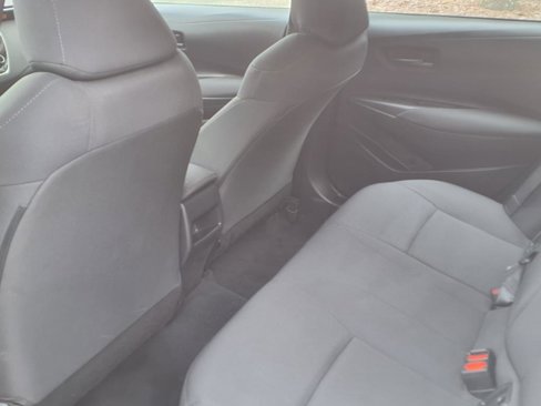 Used 2022 Toyota Corolla LE image 10