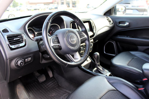 Used 2018 Jeep Compass Latitude w/ Popular Equipment Group image 48