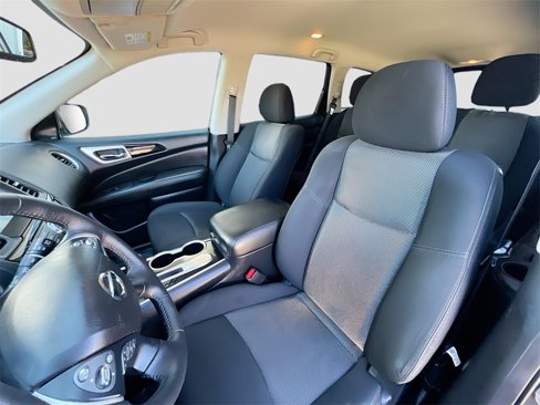 Used 2020 Nissan Pathfinder SV w/ Cargo Package image 19