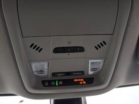 Used 2021 Buick Enclave Premium w/ Surround and Sites Package image 32