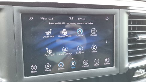 Used 2019 Chrysler Pacifica Touring-L image 32