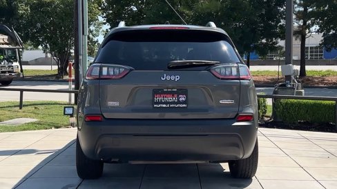 Used 2021 Jeep Cherokee Latitude Plus image 19
