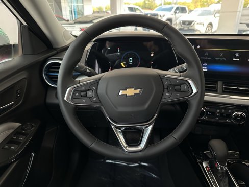 New 2025 Chevrolet Trax LT w/ Driver Confidence Package image 18