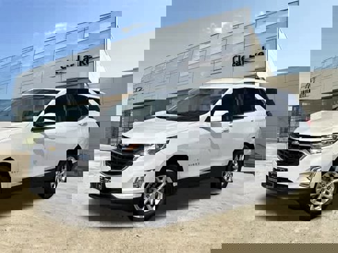 Used 2021 Chevrolet Equinox LT image 1