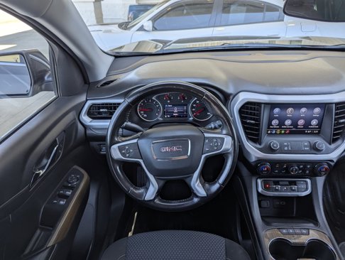 Used 2020 GMC Acadia SLE image 3