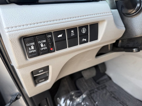 Used 2021 Honda Odyssey Touring image 29