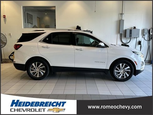 Used 2022 Chevrolet Equinox Premier image 2