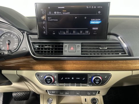 Certified 2022 Audi Q5 2.0T Premium w/ Convenience Package image 20