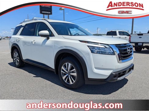 Used 2023 Nissan Pathfinder SL image 1