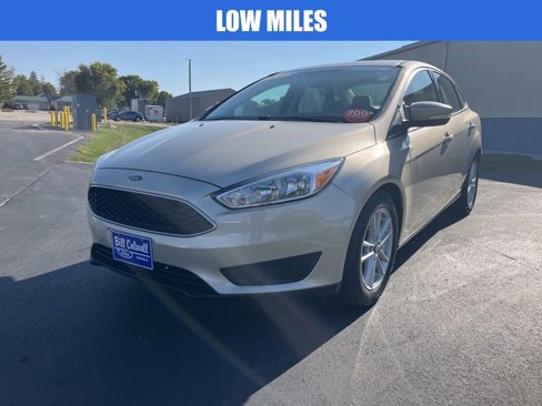 Used 2017 Ford Focus SE w/ Cold Weather Package image 8