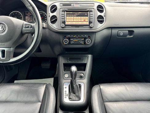 Used 2012 Volkswagen Tiguan SEL image 19