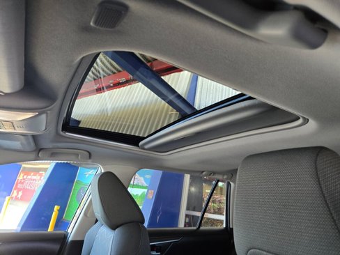 Used 2023 Toyota RAV4 XLE w/ Convenience Package image 13