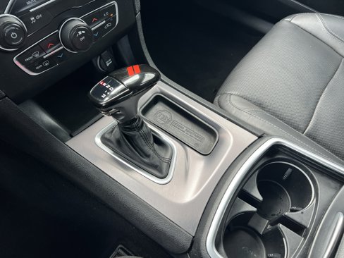 Used 2020 Dodge Charger SXT w/ Leather Interior Group image 21