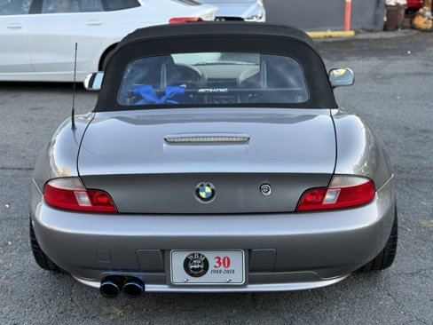 Used 2002 BMW Z3 3.0i image 11
