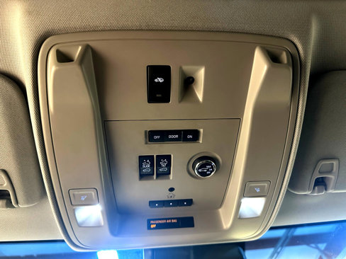 Used 2016 Chevrolet Tahoe LTZ image 28