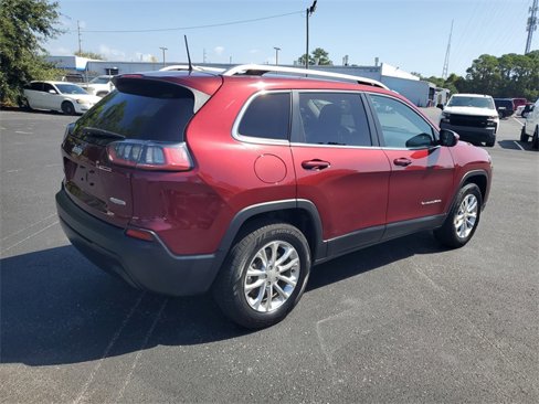 Used 2019 Jeep Cherokee Latitude w/ Cold Weather Group image 6