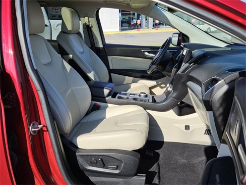 Used 2021 Ford Edge Titanium w/ Equipment Group 301A image 17