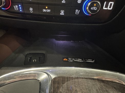 Used 2019 Buick Enclave Avenir image 25