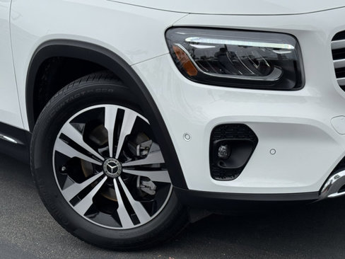 Certified 2025 Mercedes-Benz GLB 250 image 2