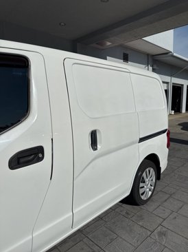 Used 2015 Nissan NV200 SV image 7