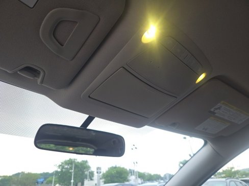 Used 2018 Nissan Rogue S image 22
