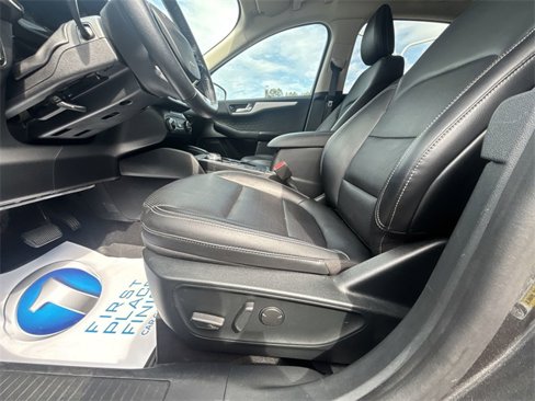 Used 2020 Ford Escape SEL image 14