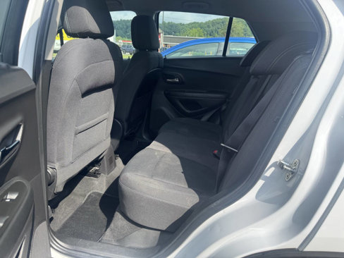 Used 2016 Chevrolet Trax LS image 10