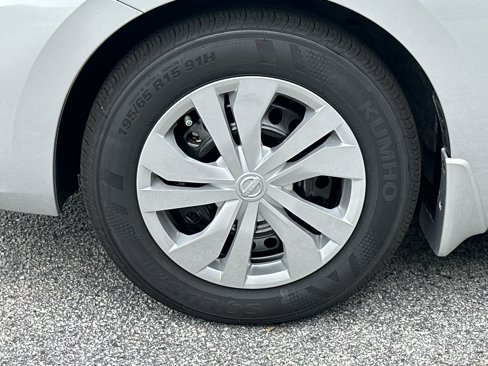 New 2025 Nissan Versa S w/ Trunk Package image 11