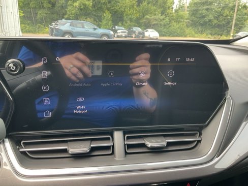 New 2025 Chevrolet Trax ACTIV w/ Driver Confidence Package image 11