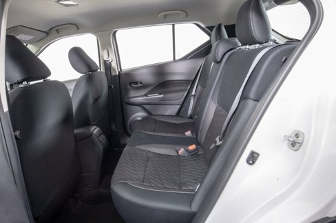 Used 2024 Nissan Kicks SV image 11