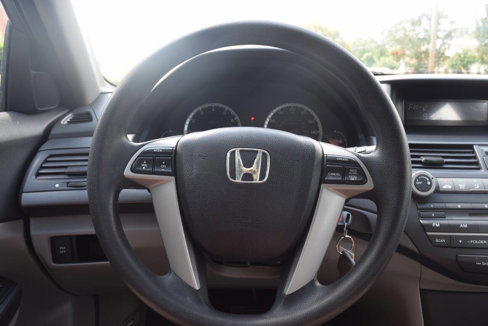 Used 2010 Honda Accord LX image 17