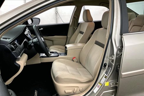 Used 2014 Toyota Camry LE image 24
