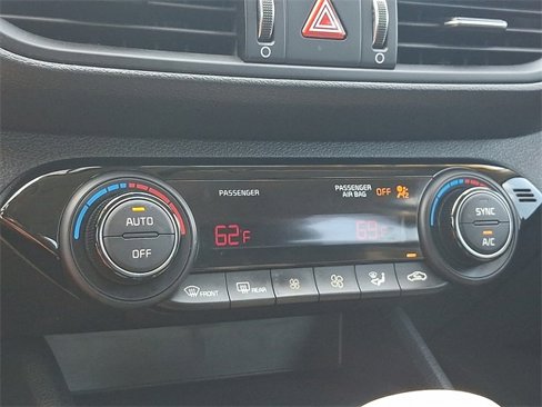 Used 2019 Kia Forte LXS image 13
