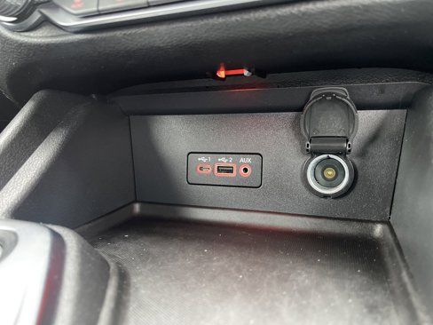 Used 2021 Nissan Sentra SV image 32