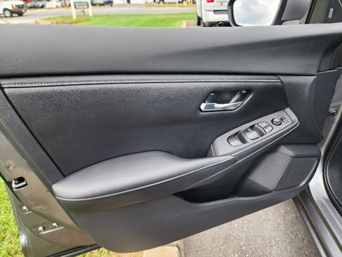 Used 2022 Nissan Sentra S image 29