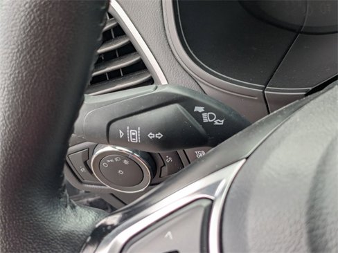 Used 2024 Ford Edge SEL image 25