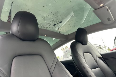 Used 2018 Tesla Model 3 Long Range image 17
