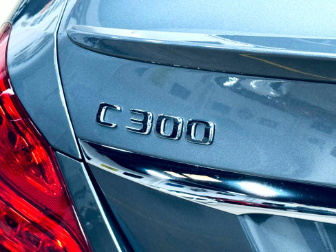Used 2018 Mercedes-Benz C 300 Sedan image 25