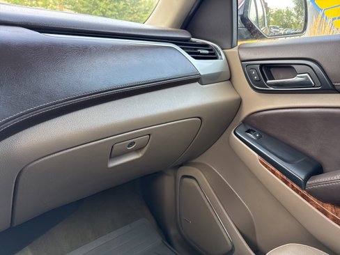 Used 2015 Chevrolet Suburban LTZ image 33