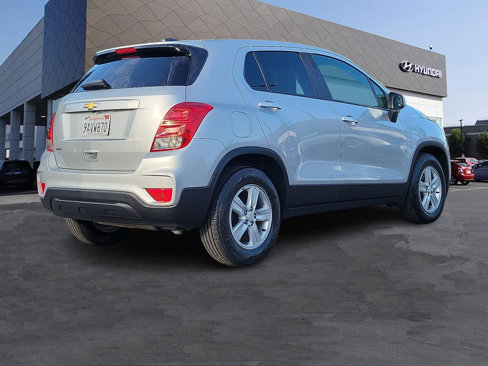 Used 2022 Chevrolet Trax LS w/ Tint and Cruise Package image 2