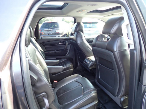 Used 2014 GMC Acadia SLT image 12