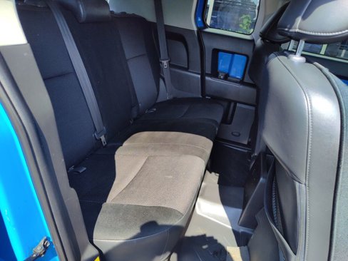 Used 2007 Toyota FJ Cruiser 4WD image 16