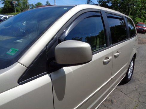 Used 2013 Dodge Grand Caravan SXT image 11