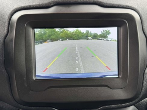 Certified 2020 Jeep Renegade Altitude image 19