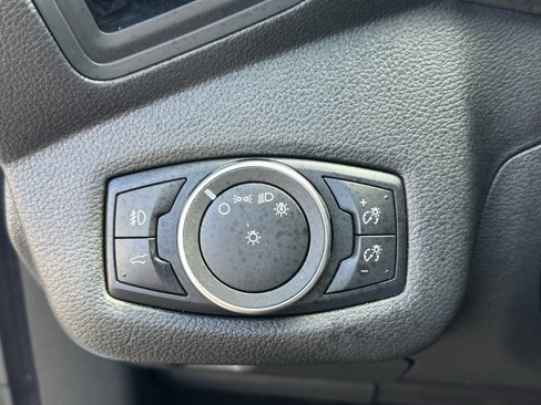 Used 2019 Ford Escape SEL image 29