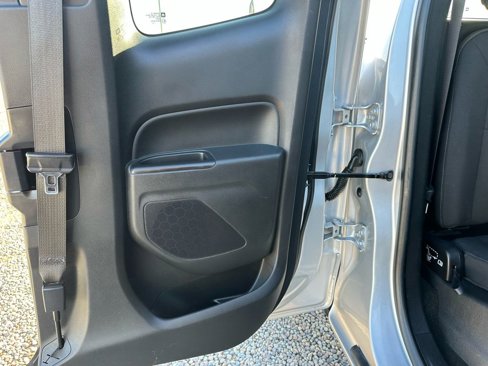 Used 2018 Chevrolet Colorado LT w/ LT Convenience Package image 22
